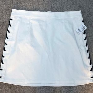 Charlotte Russe White Skirt with black laces Size XL